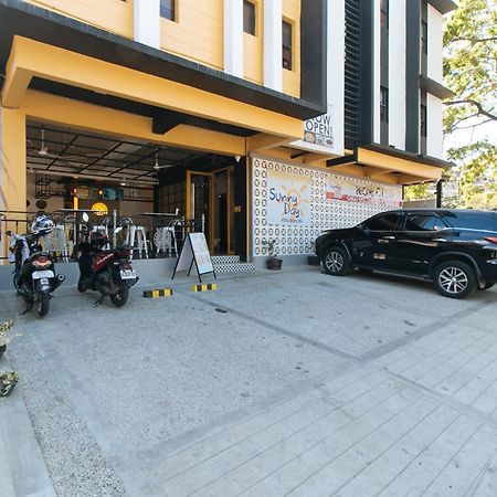 Sunny Day Residences อันติโปโล ภายนอก รูปภาพ
