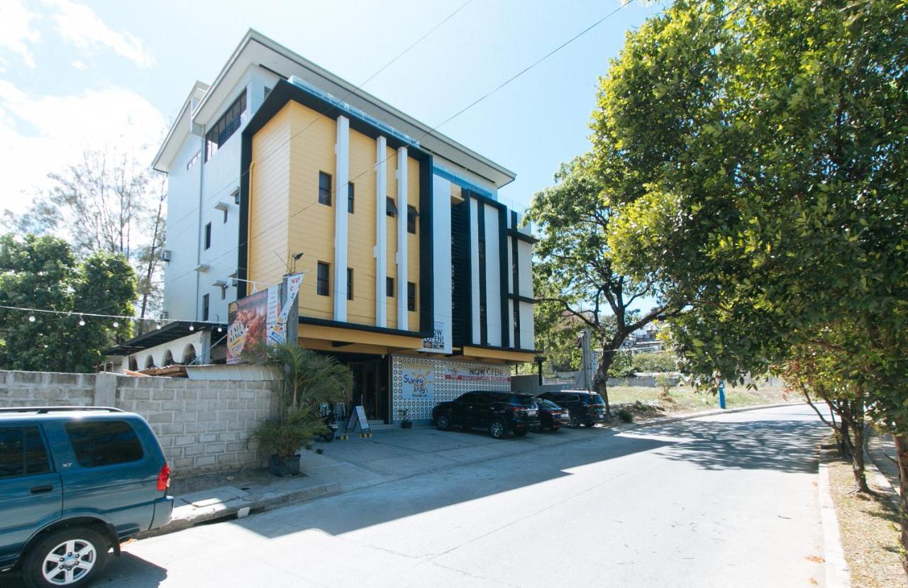 Sunny Day Residences อันติโปโล ภายนอก รูปภาพ