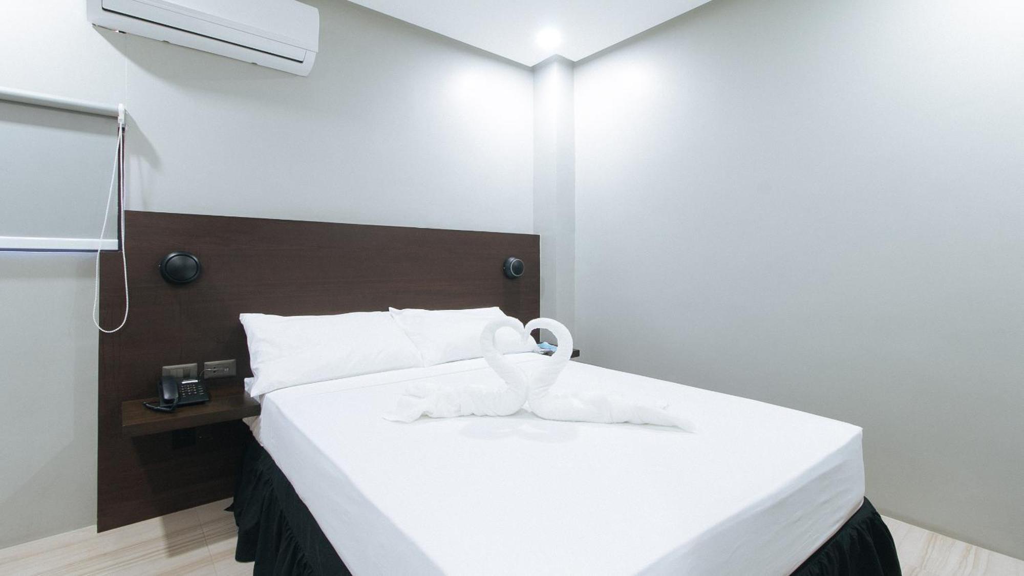 Sunny Day Residences อันติโปโล ภายนอก รูปภาพ