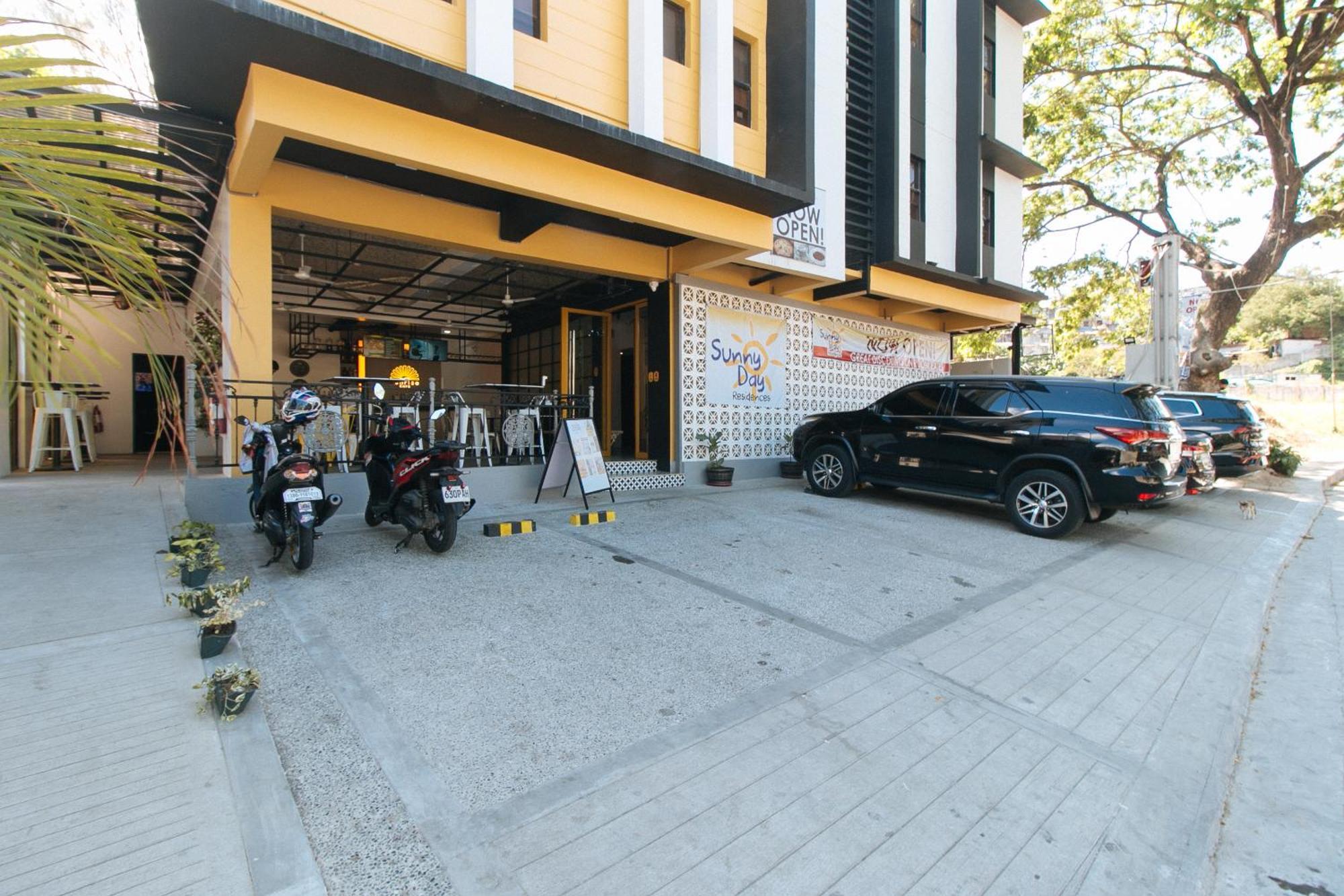 Sunny Day Residences อันติโปโล ภายนอก รูปภาพ