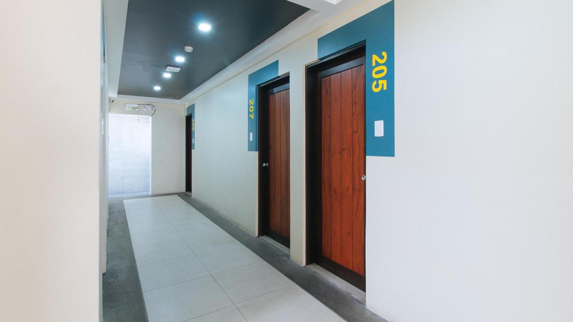 Sunny Day Residences อันติโปโล ภายนอก รูปภาพ